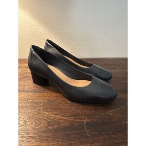 Clark Unstructured Navy Pumps‎ Size 10